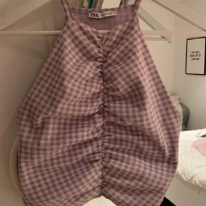 Zara linne  - Jätte fint Zara linne som passar perfekt till sommaren!💕 Kan mötas upp annars står köparen för frakten!💕