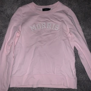 Morris tröja  - ALLT SKA BORT