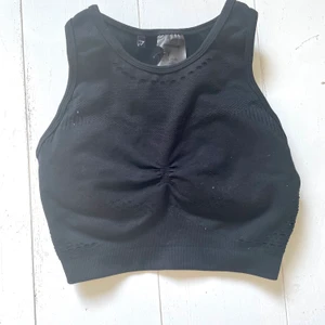 Gymshark top - Top från Gymshark, använd ett fåtal gånger! 