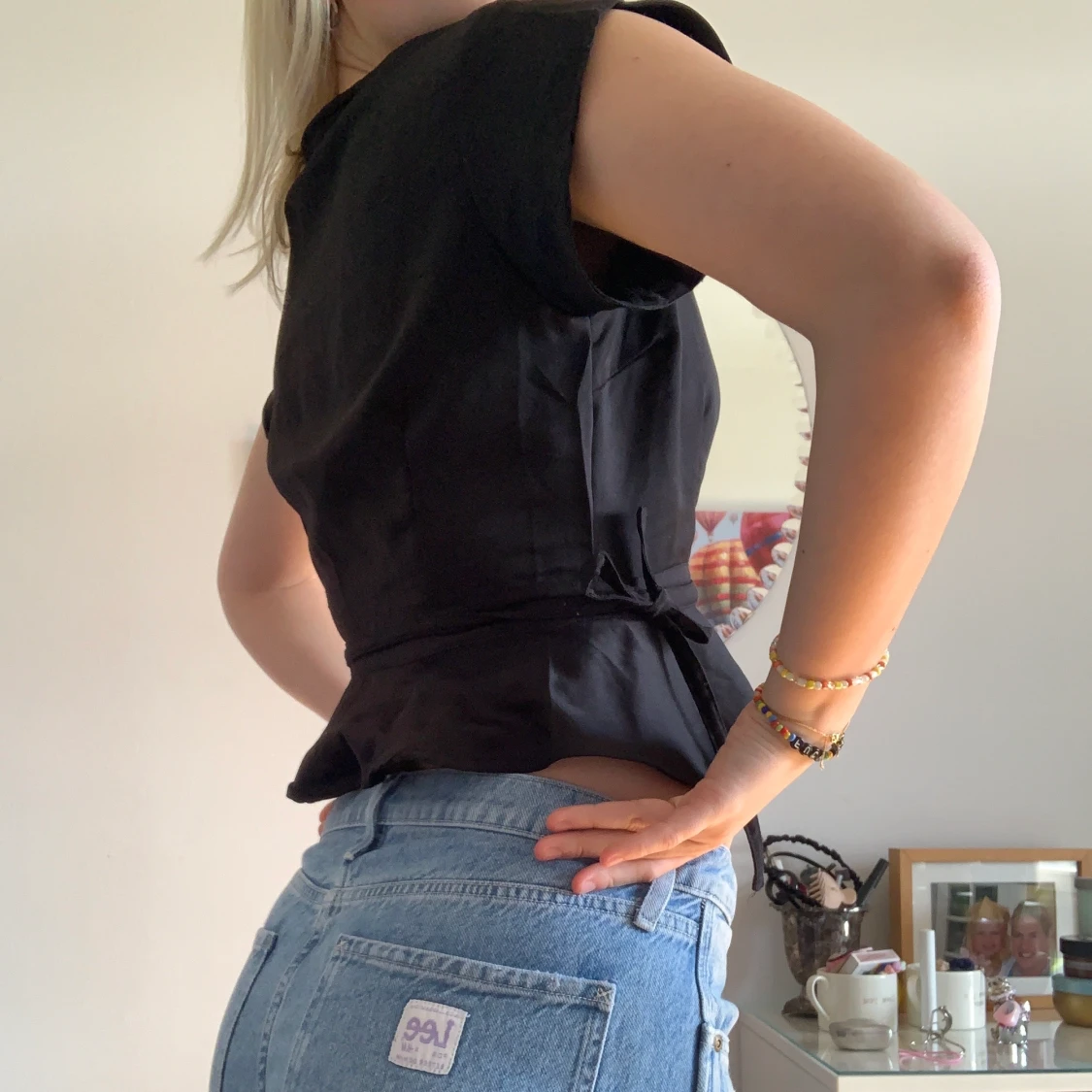 Svart Omlott topp  - 91