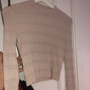 Beige tröja - Om du har frågor så skriv!❤️🥰, så gott som ny 
