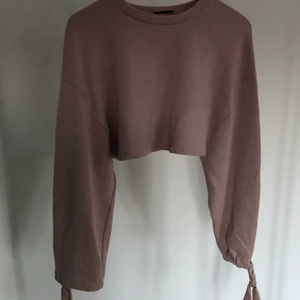 Croppad sweatshirt  - Oversized Croppad sweatshirt 
