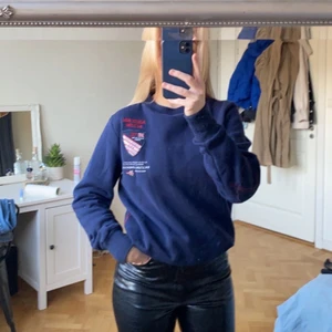 Marin alpin - En sweatshirt med tjockt tyg men väldigt bekväm