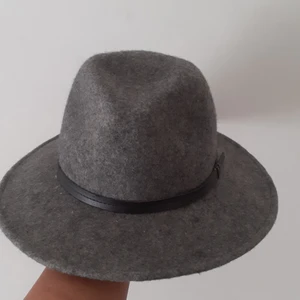 Basic hatt - Jag användade bara 1 gång.