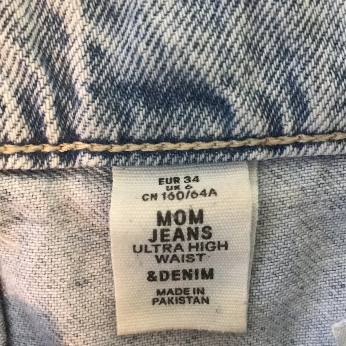 Ljus blåa jeans - 91