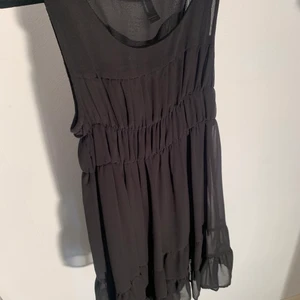 Klänning - Klänning Från Vera Mode och perfekt för sommaren. Skickas mot fraktkostnad! 