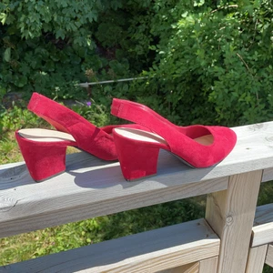 Na-kd finskor - Gammalt plagg som jag aldrig använt 