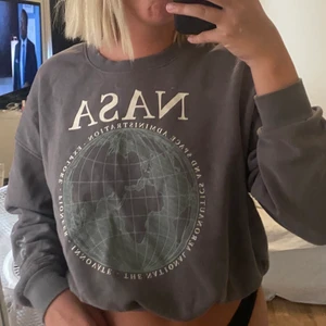 Tröja - Tröja med tryck. Frakt ingår🥰 ❤️