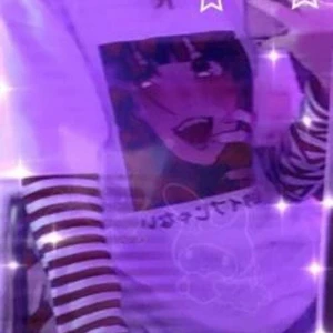 Kakegurui t-shirt - En oversized t shirt som jag aldrig använt :) den har yabami jumeko på bild och lite text nedanför. 