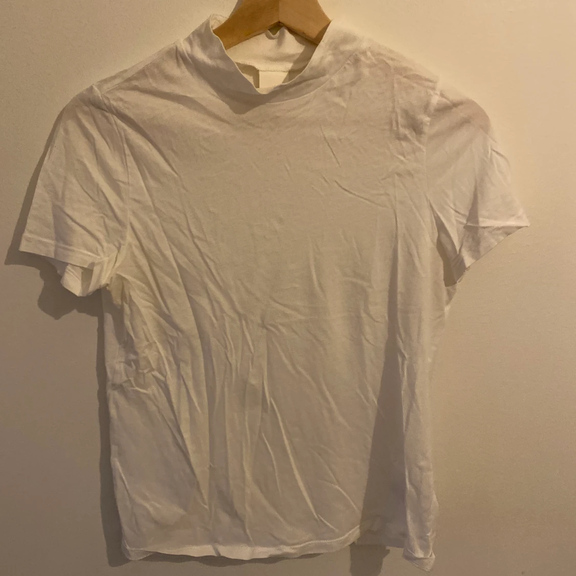 Basic vit T-shirt hm