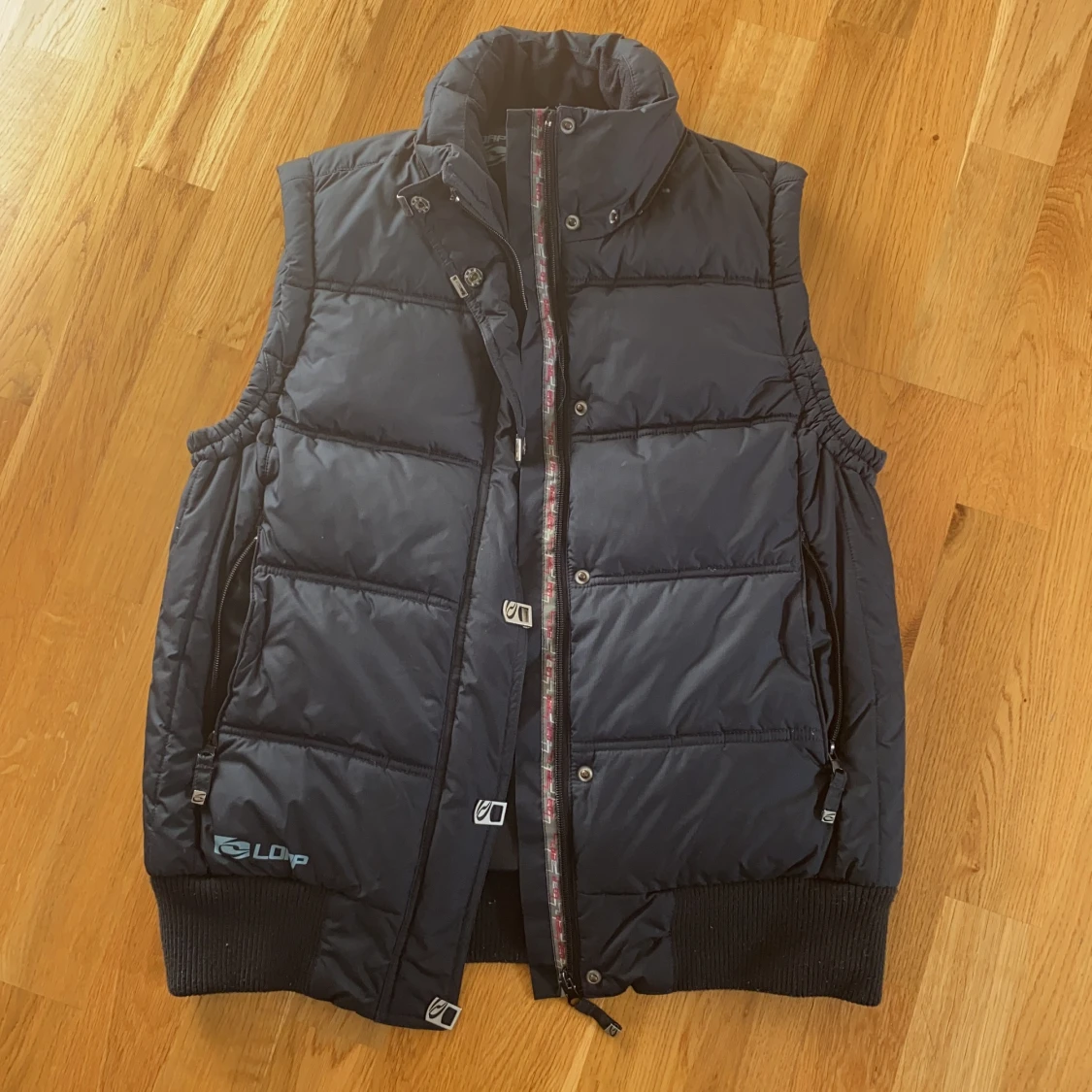 Loap puffar väst    M 