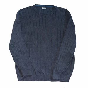 Stickad Vintage Tröja - Skick 7/10.                                                                           Gratis frakt! 