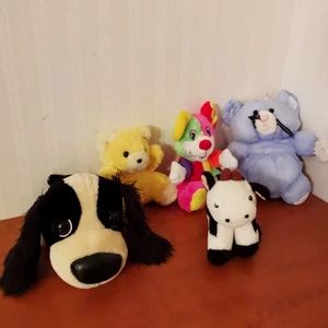 Supersöta gosedjur nyskick - Jättesöta gosedjur. 300 kr för alla eller 60kr st. Köparen står för frakten. 