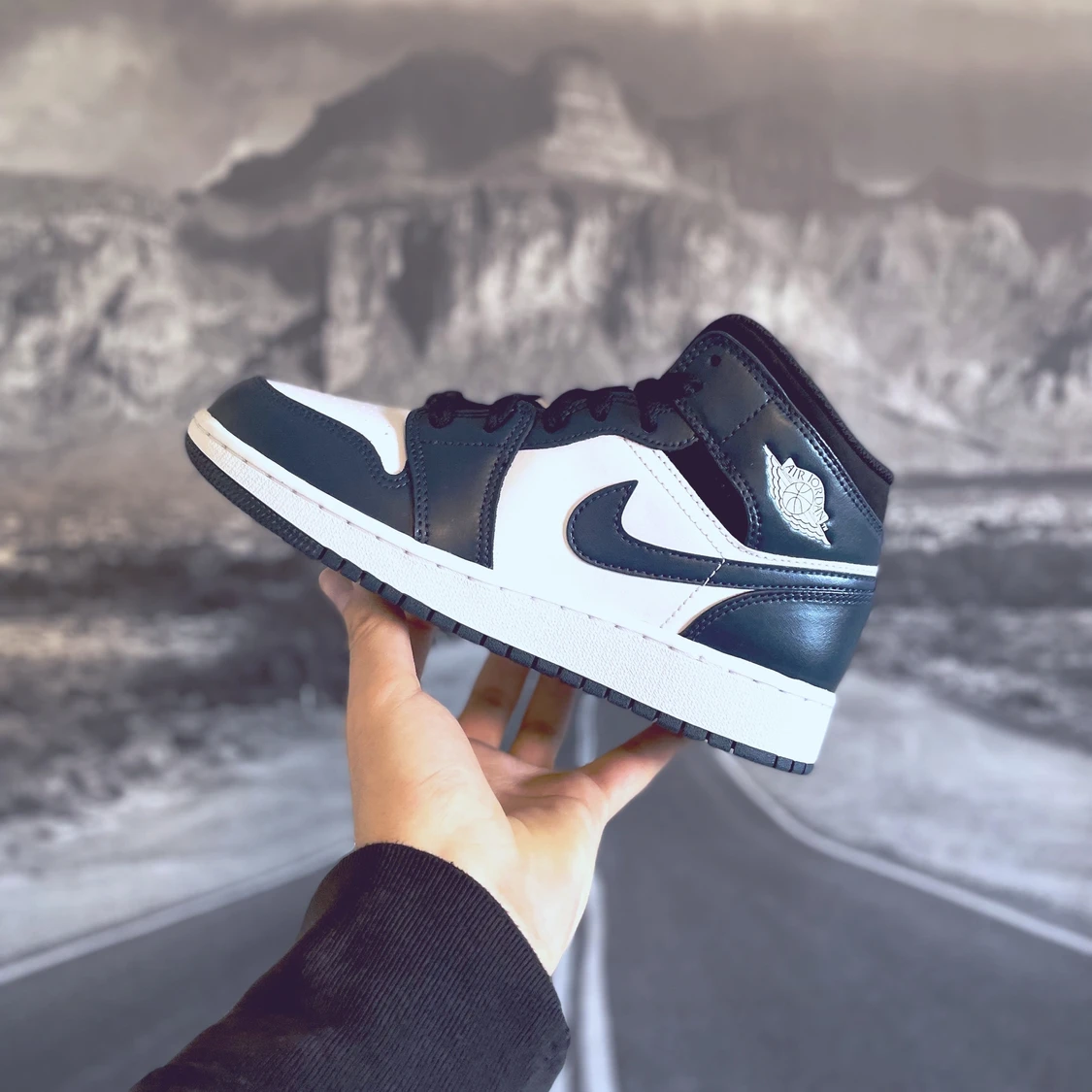 Jordan 1 ~ Mid Midnight navy - 90