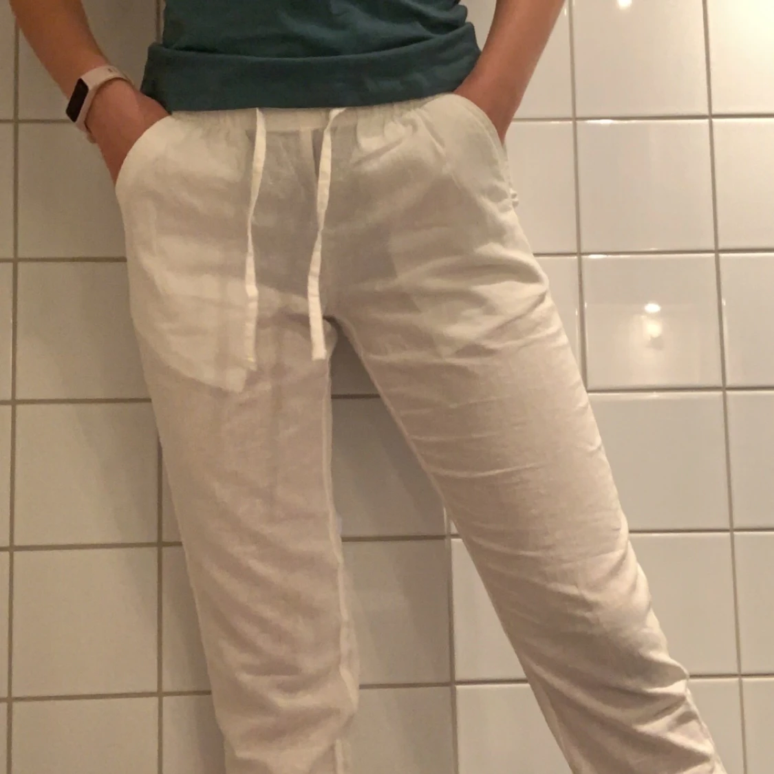 Oanvända linnebyxor