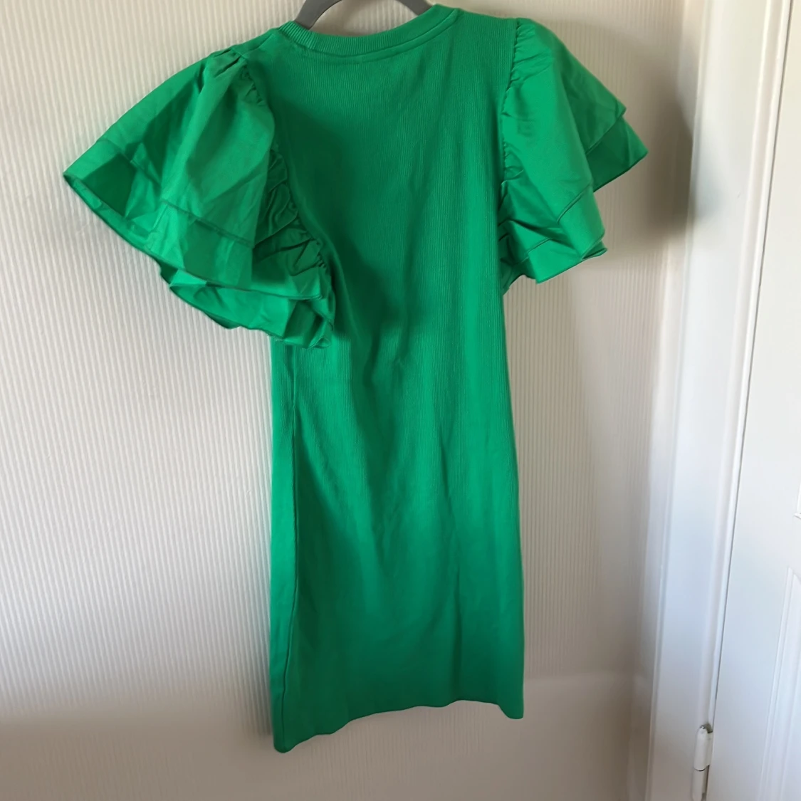 Grön Zara klänning - 90