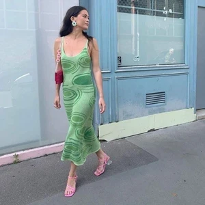 House of sunny klänning - säljer nu min nya house of sunny klänning! inköpt förra sommaren från deras hemsida för ca 102£ plus 350kr sorglig tullavgift. helt ny då den ej passade min kropp! (lånad bild pga inte hemma, kan skicka på mitt exemplar)