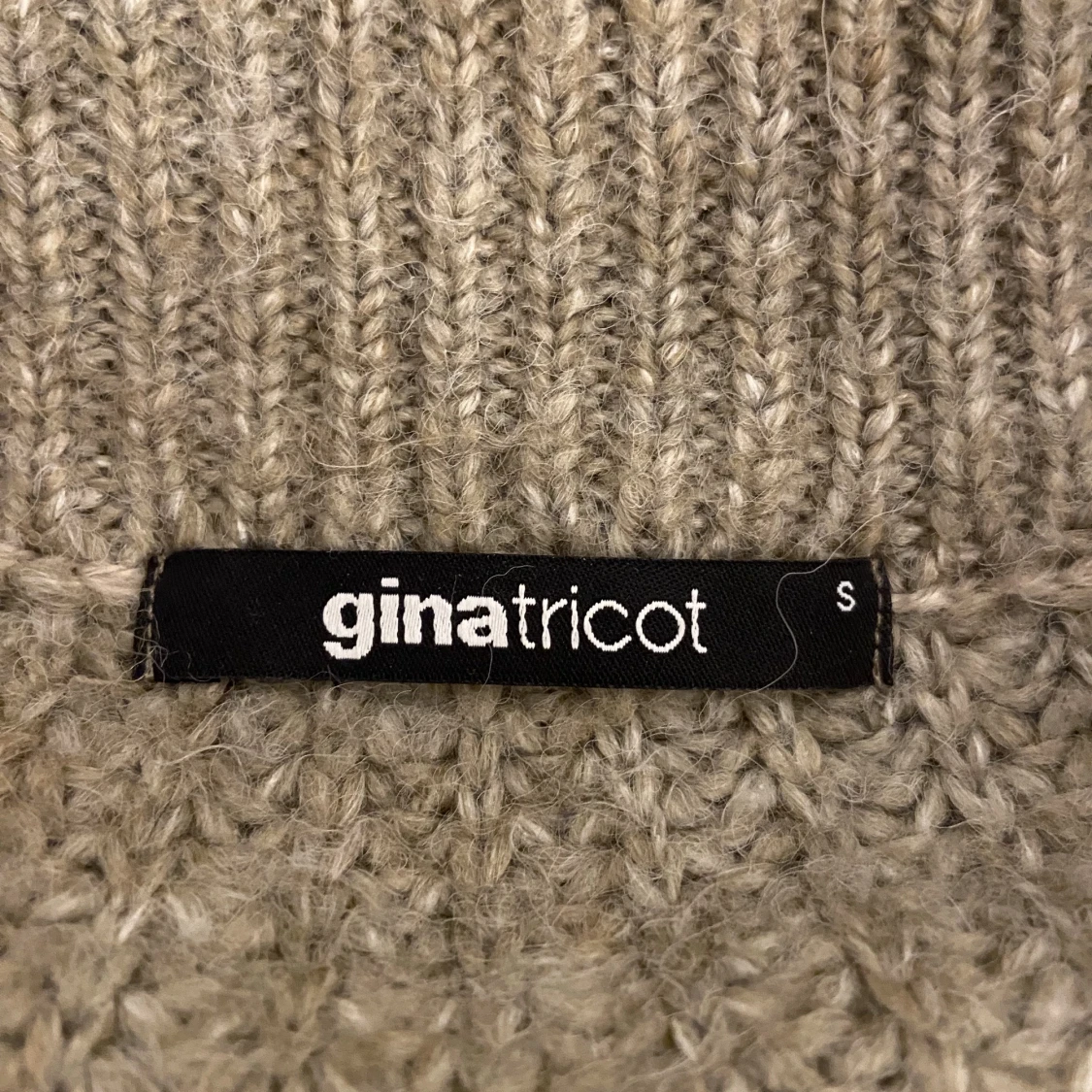 Stickad tröja  - 90