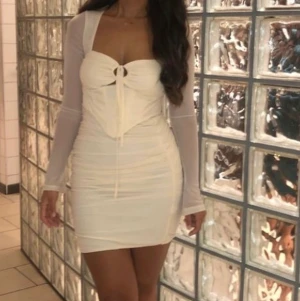 Klänning - Storlek xs