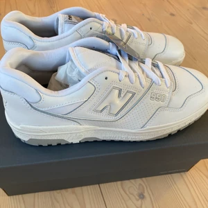 New Balance 550 white grey  - New Balance 550 white grey, storlek 44. Helt nya