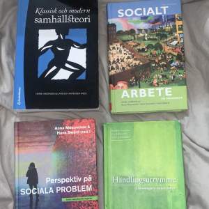 Säljer fyra av min socionom utbildnings böcker alla böckerna är i nyskick.  1.Handlingsutrymme utmaningar i socialt arbete 160kr. 2.Perspektiv på sociala problem 350kr. 3. Socialt arbete en grundbok 250kr. 4. Klassisk och modern samhällsteori 450kr 