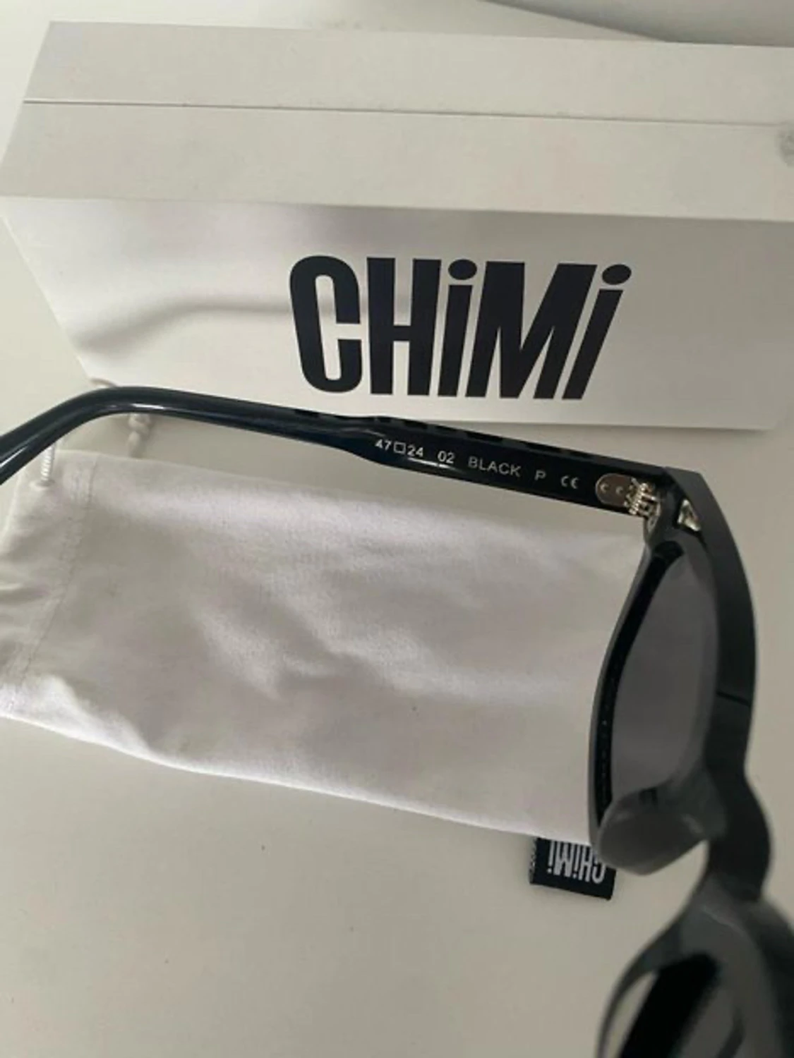 Chimi 02 svarta - 90