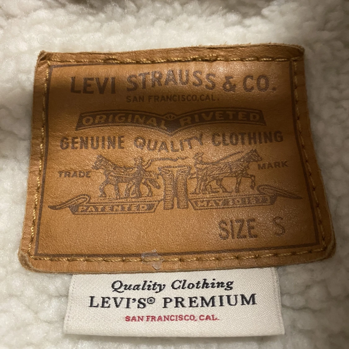 Levis Jacka - 90