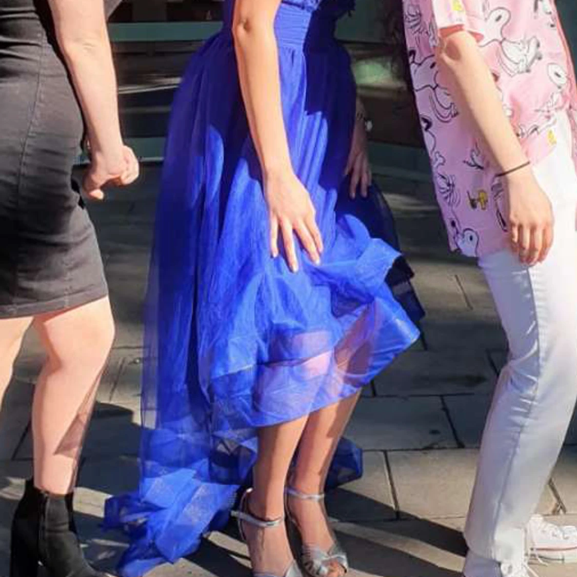 Blå balklänning säljes - 92