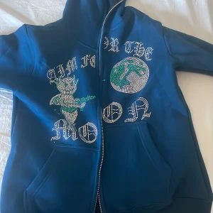 Aim for the moon hoodie - Aim for the moon hoodie oanvänd storlek: M