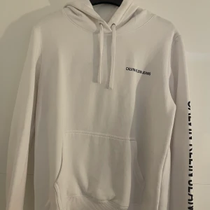 Calvin Klein  - En jätte fin Calvin Klein hoodie i stolen M 