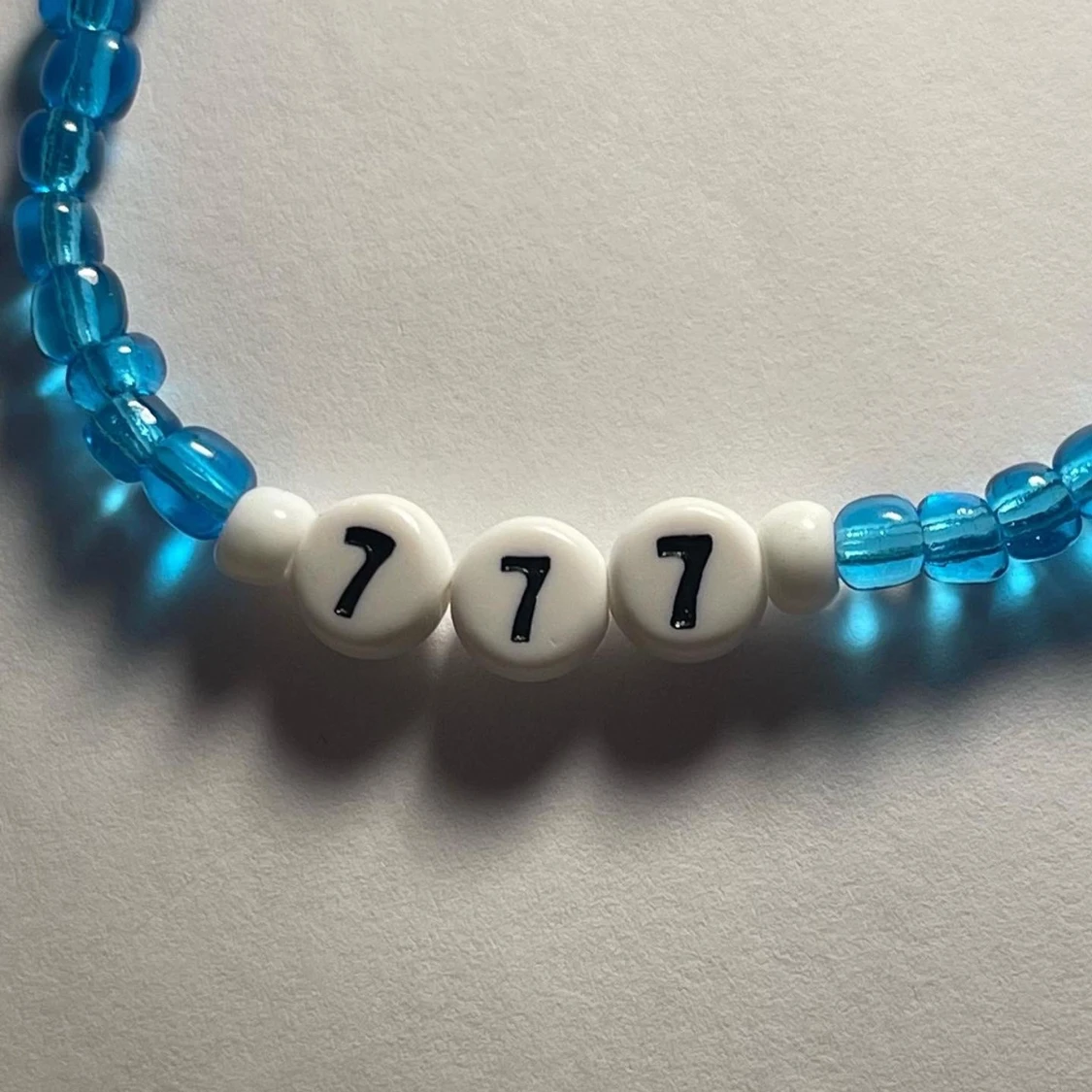 777 halsband (handgjord) 💙 - 90