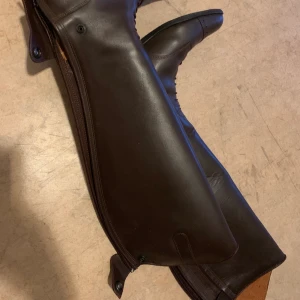 Ridskor  - Sparsamt använda riskor 