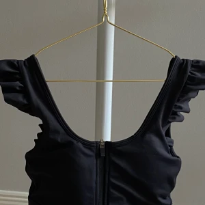 Aim’n topp - Knappt använd.  Köparen står för frakten 