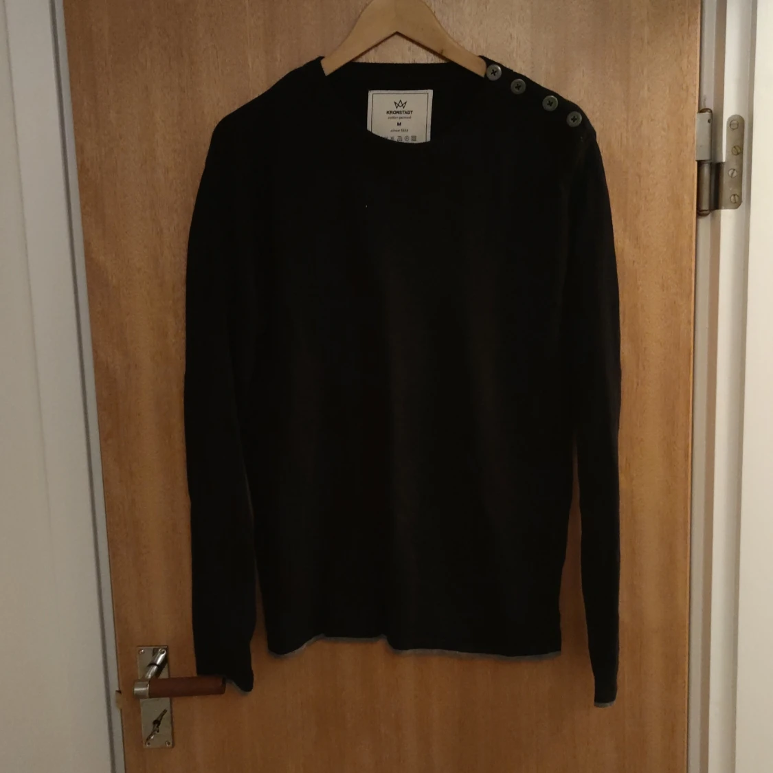 svart sweatshirt M