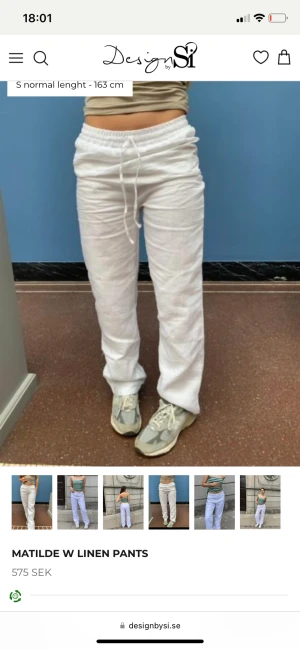 Linnebyxor  - Säljer likadana linnebyxor fast åt min kompis. De är i bra skick förutom att de är lite bruna nere vid hälen då de är långa. De två andra bilderna är våra och vi är 173. Den första bilden är inte exakt likadana byxor men de är liknande❤️