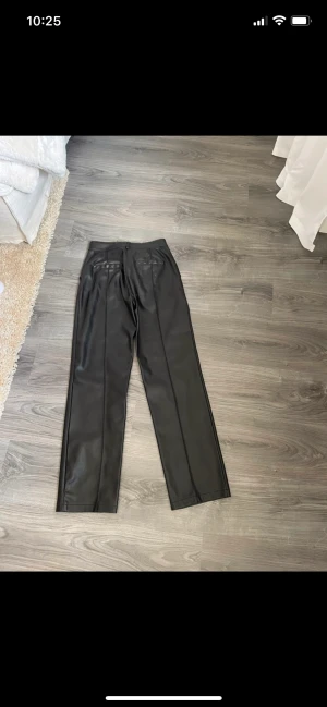 Läderbyxor - Läderbyxor