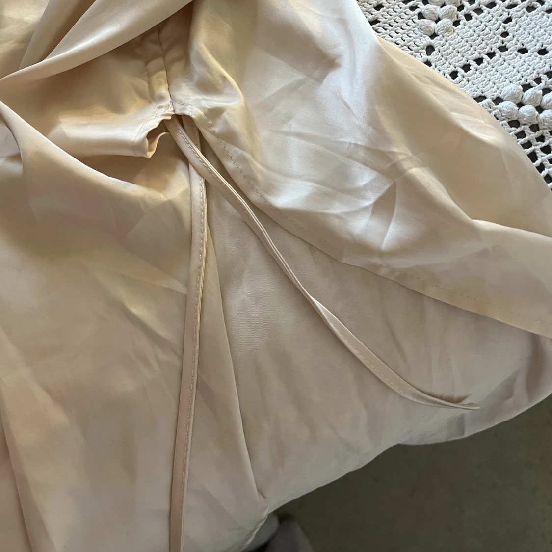 satin klänning  - 90