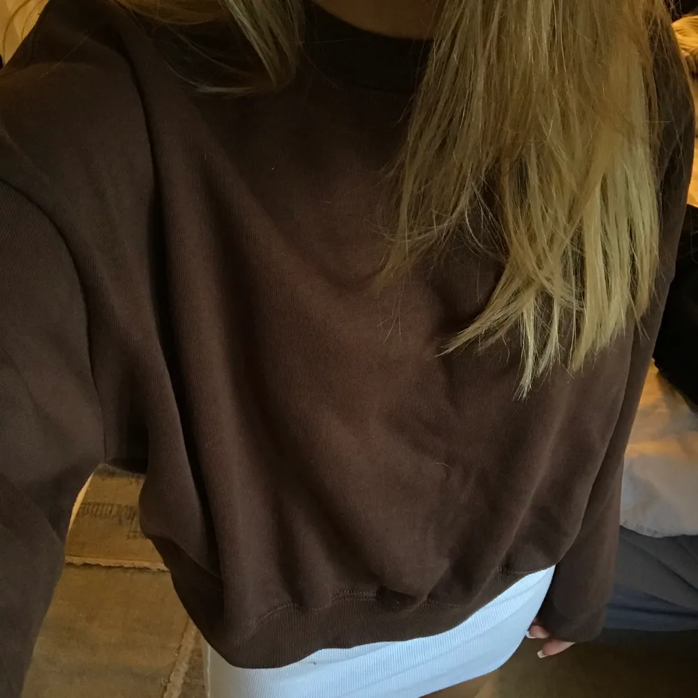 Fin brun sweatshirt!🤎🤎🍂🍂. Tröjor & Koftor.