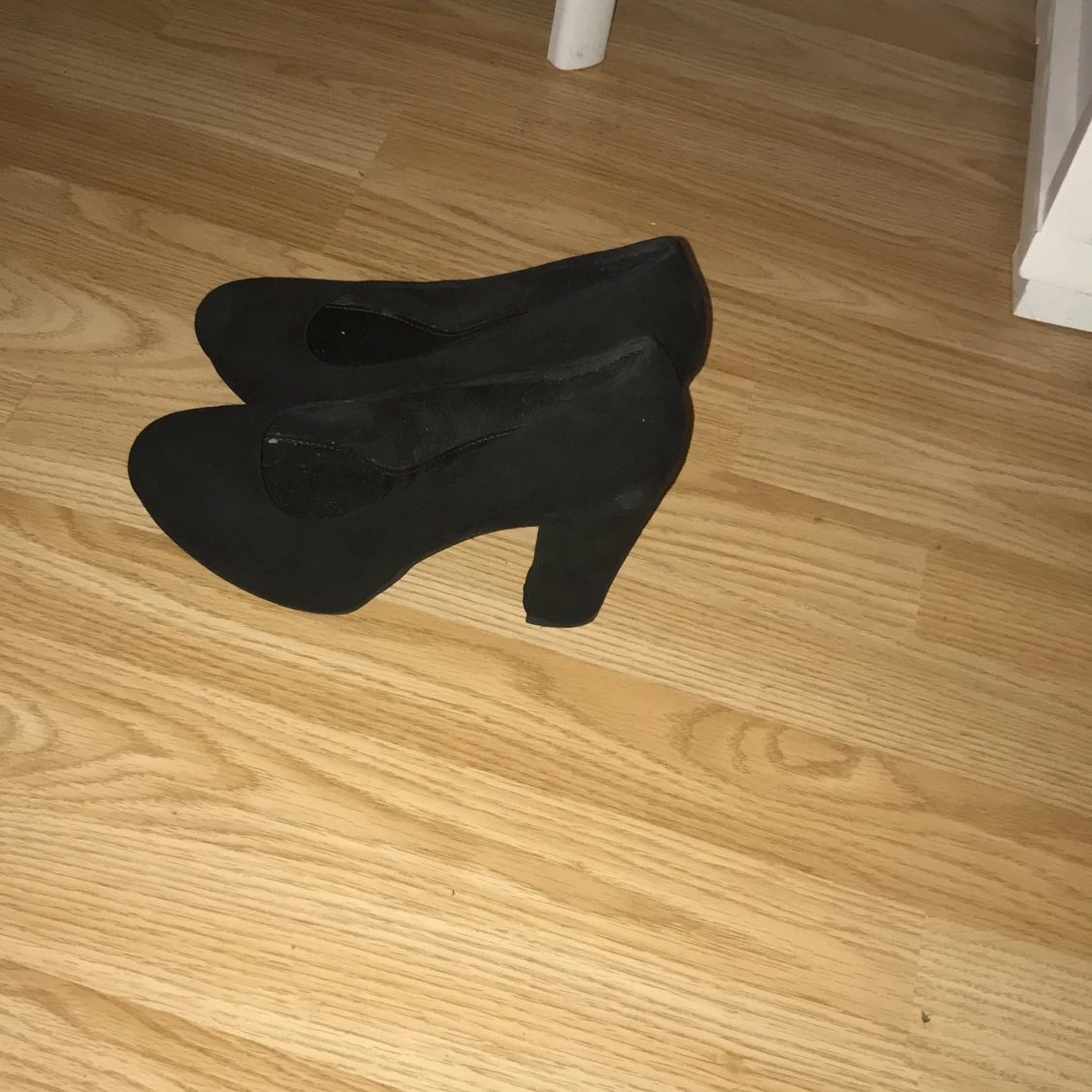 Svarta klackskor - 91