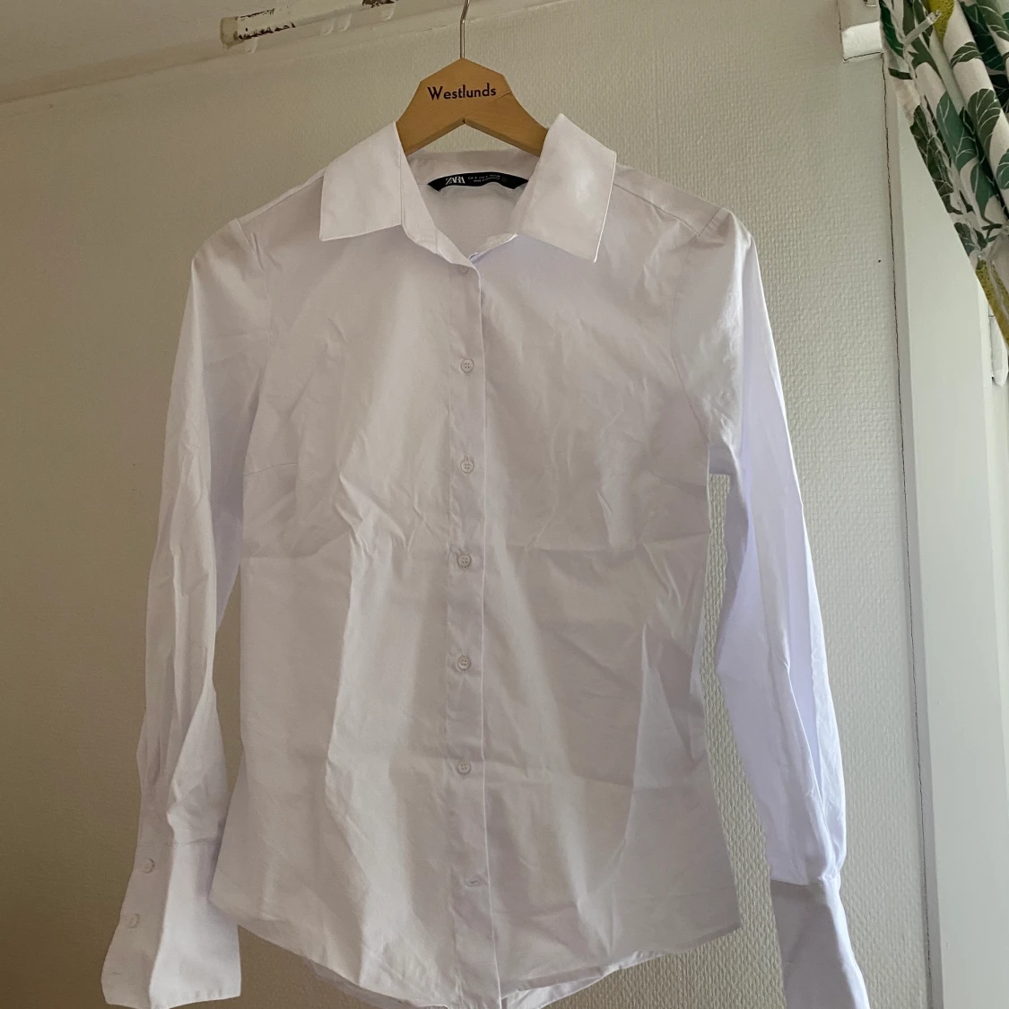 Zara white button-up. Size:small