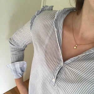 Gullig blus  - Jättesöt blus från H&M🥰❤️