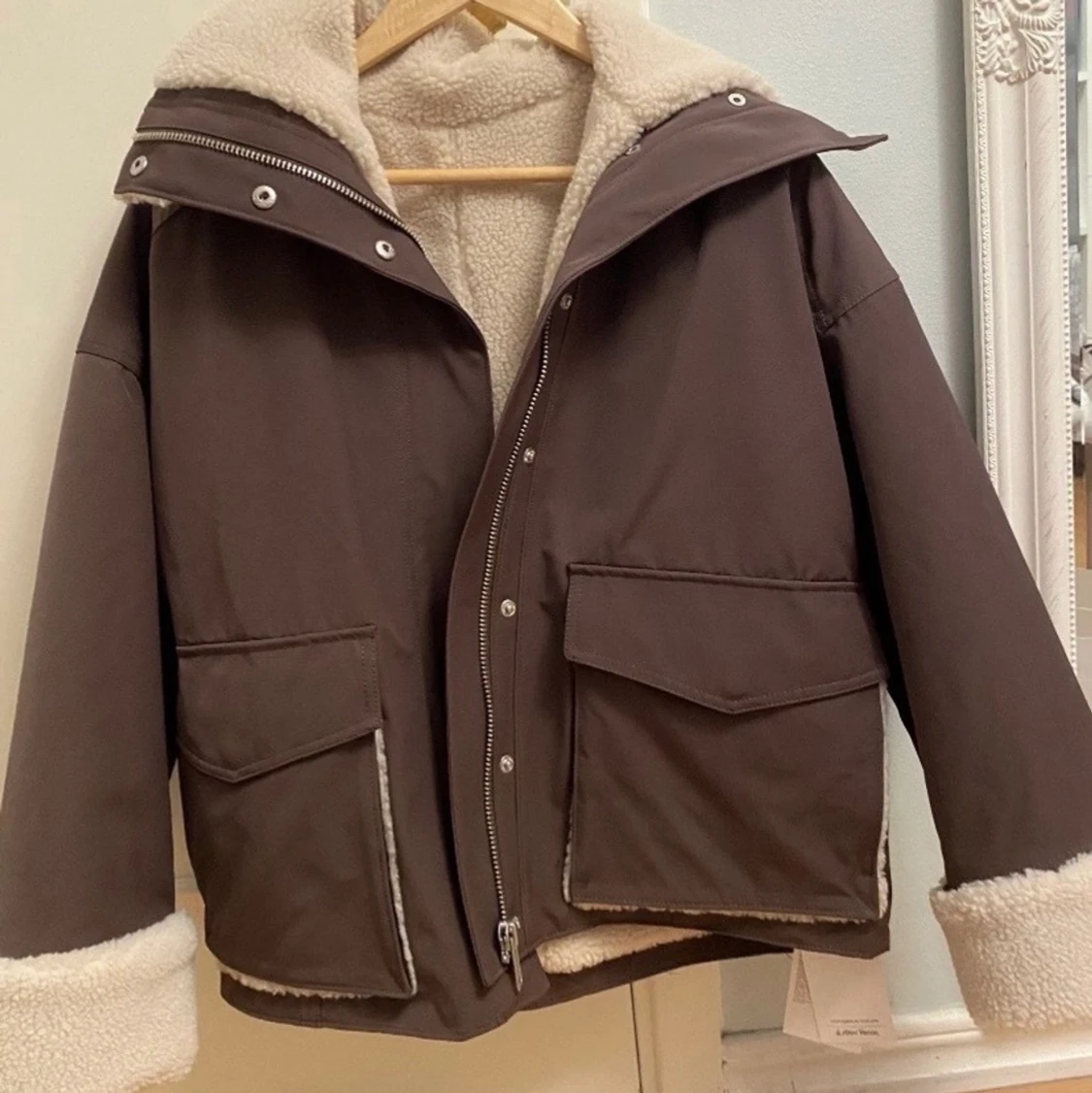 Helt ny oanvänd jacka från other stories - 91