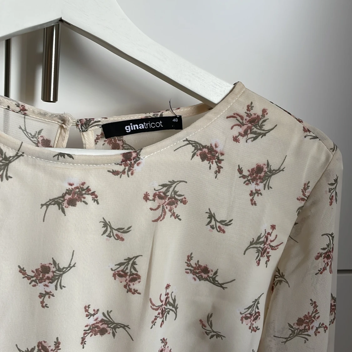 Blommig klänning - 90