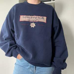 Marinblå vintage sweatshirt i storlek L. Med trycket Keystone Colorado. I fint skick!