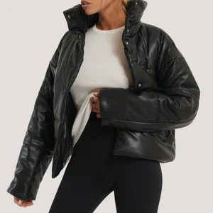 Jacka Nakd - Säljer denna jacka från nakd , knappt använd. Köpte för ett år sen 💕 säljer då jag har en annan vinterjacka