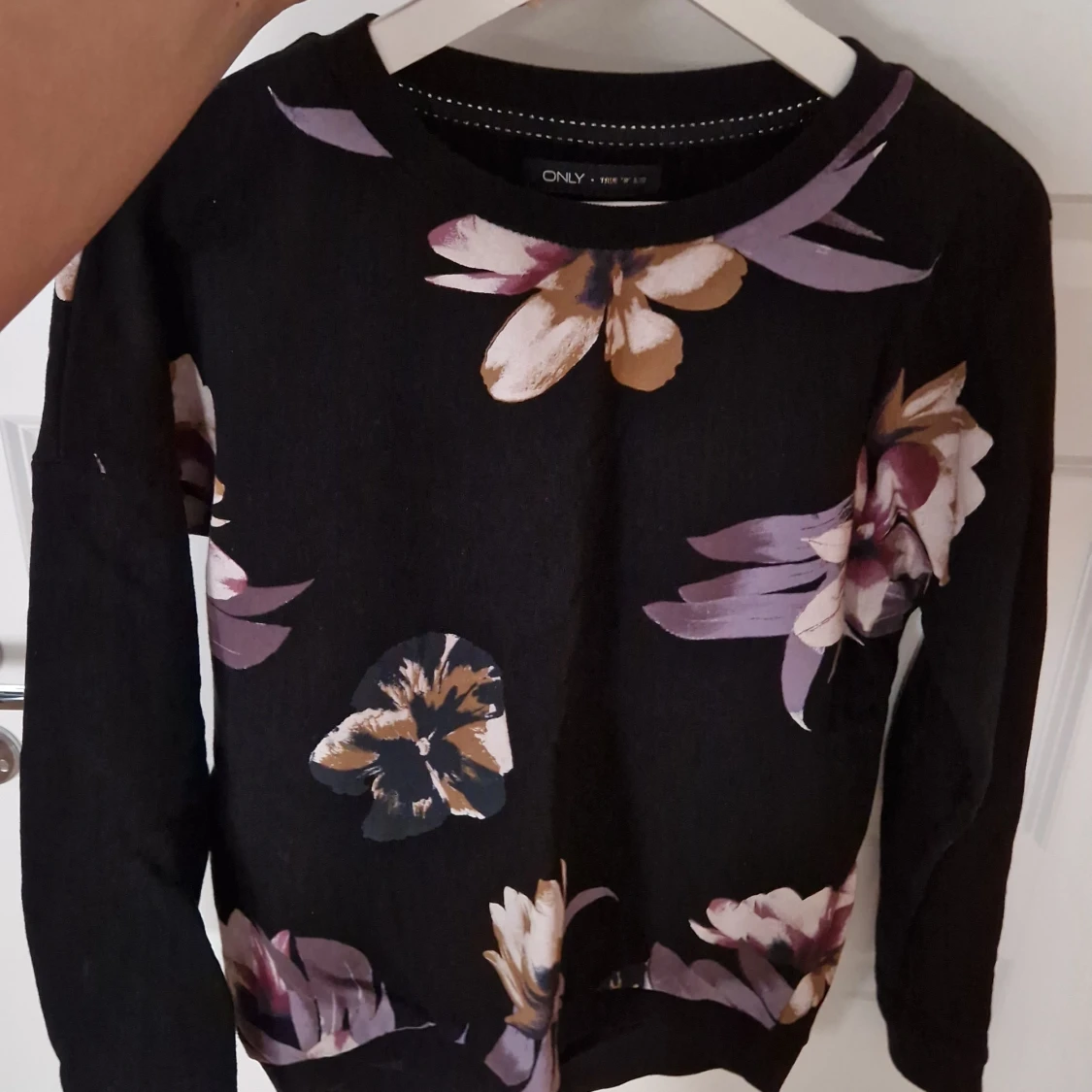 Tjockare tröja från Only - 90