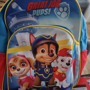 Ryggsäck pawpatrol - Ryggsäck i fint skick med pawpatrol.