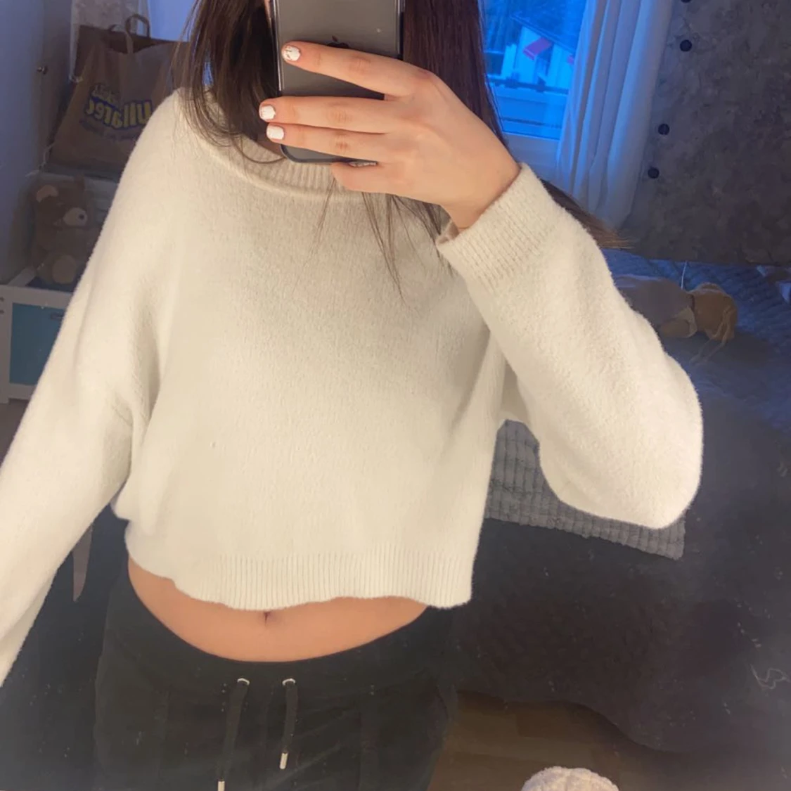 Stickad vit tröja - 90