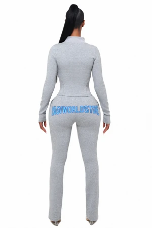 YAGI WRLD  - Populär tracksuit från UK, som kan vara väldigt svårt o få tag på. Ger dig en jättefin figur och rumpan ser större ut. Tyvärr så passade inte denna mig, pga storleken. 