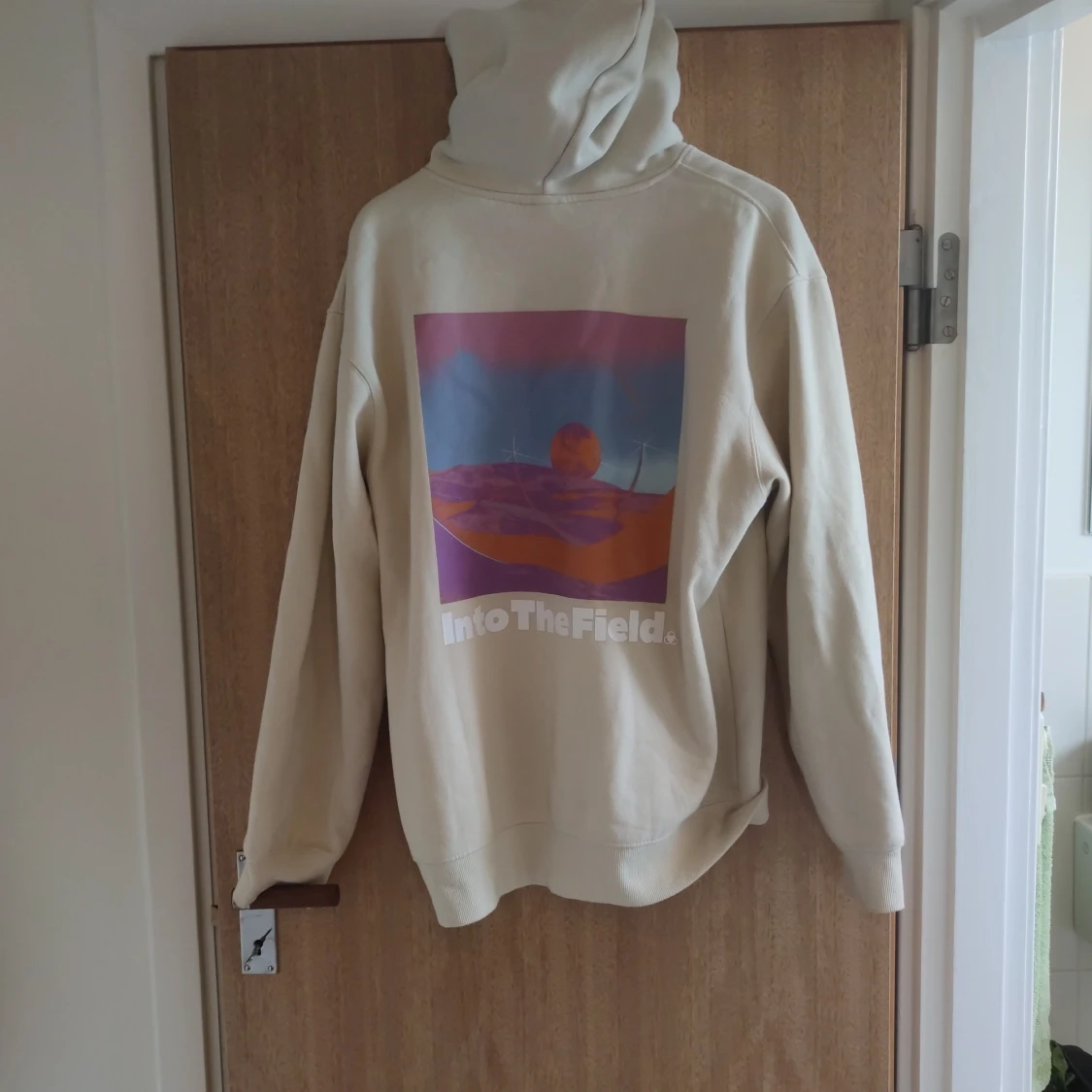 Hoodie med tryck M - 90